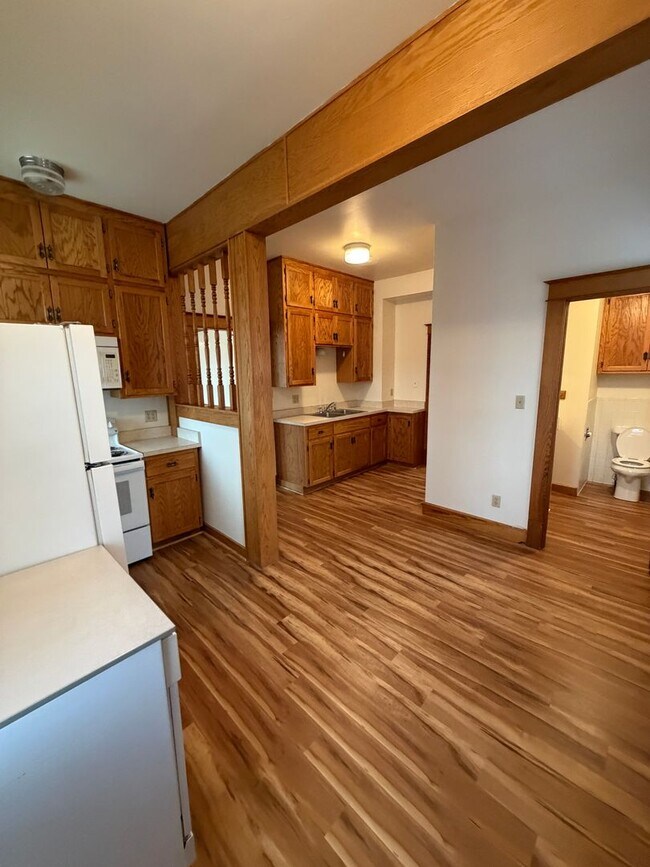 Building Photo - 800 S 9th St