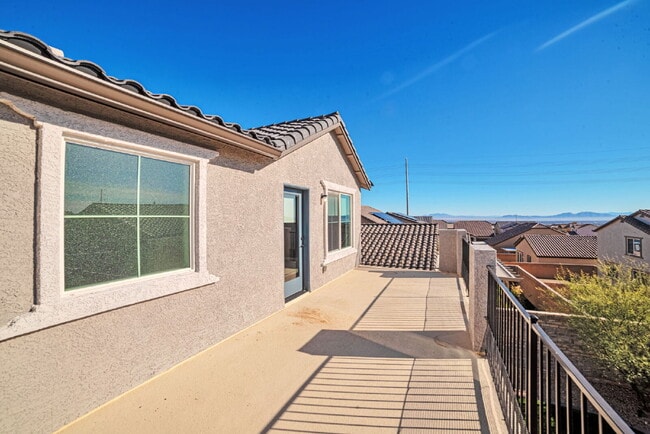 Building Photo - 10937 Parsley Ave