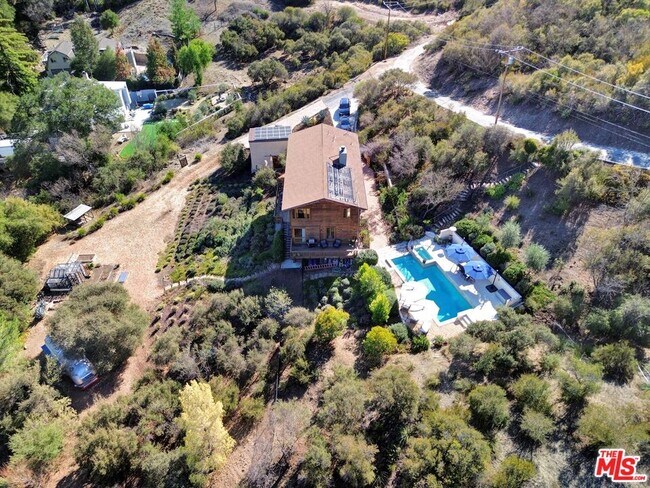 Building Photo - 1850 Olivera Dr