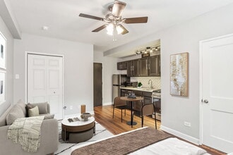 Building Photo - The Oliver on LaSalle