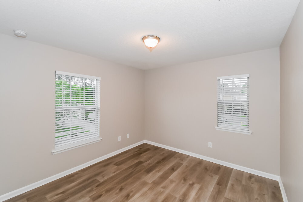 Building Photo - 6055 Bartram Village Dr