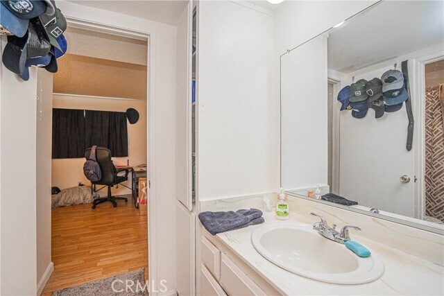 Building Photo - 23611 Golden Springs Dr