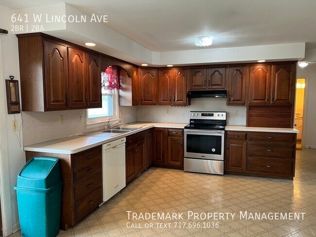Building Photo - SHORT TERM - Beautiful Lititz Rancher