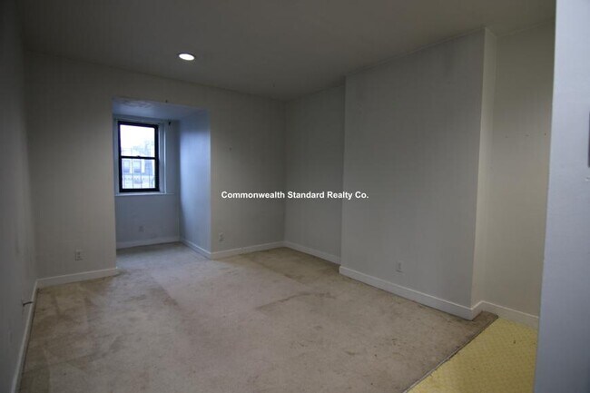 Building Photo - 1 bedroom in Boston MA 02118