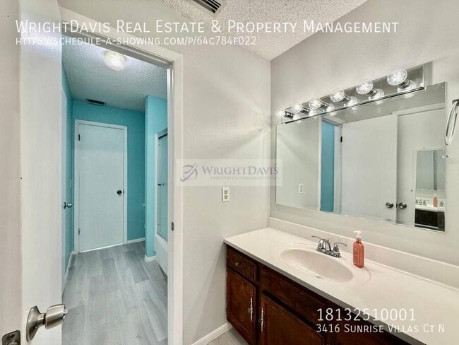 Building Photo - 3416 Sunrise Villas Ct N
