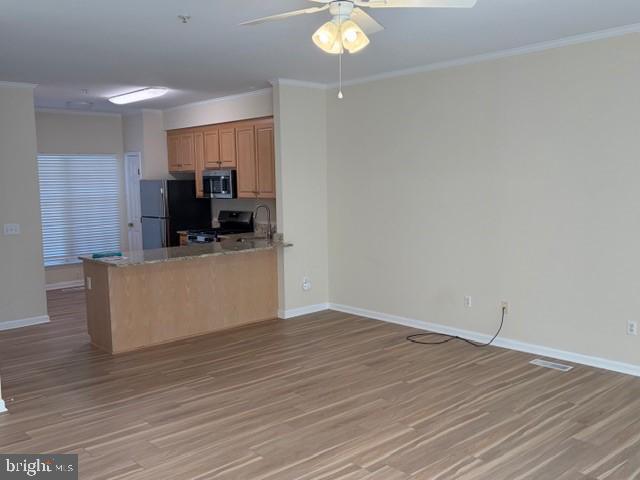 Building Photo - 7424 Tour Dr