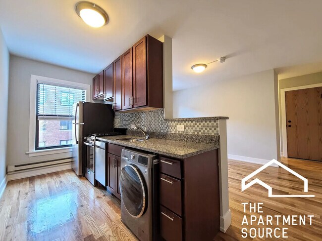 Building Photo - 2907 N Mildred Ave