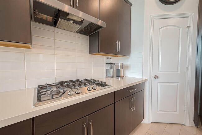 Building Photo - 1838 Smithers Landing Dr