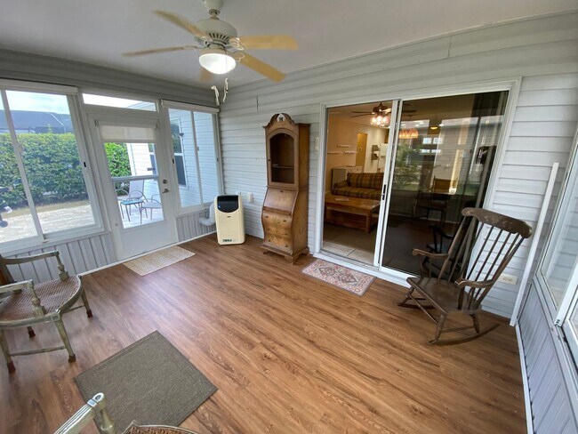 Building Photo - SEASONAL RENTAL or ANNUAL LEASE in The Village of Duval 2 Beds, 2 Bath + den home, Pets OK.