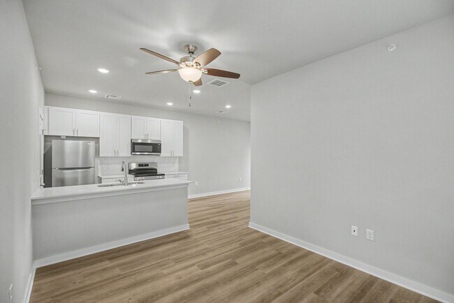 Building Photo - ***403 S. 29th Street***