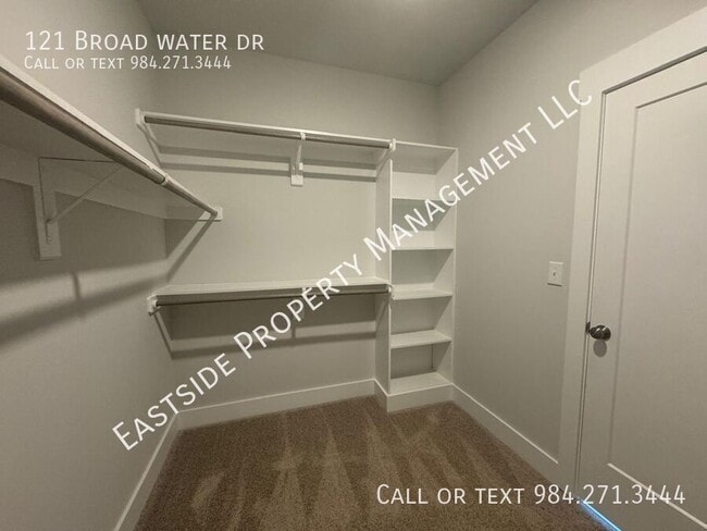 Building Photo - 121 Broadwater Dr