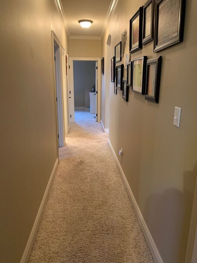 Building Photo - Rental in Gated Community