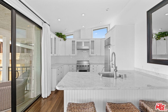 Building Photo - 29700 Zuma Bay Way