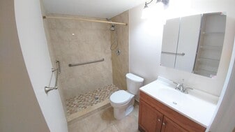 Building Photo - 1001 Green Pine Blvd