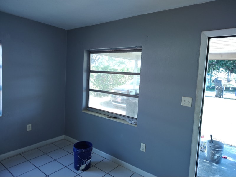 Building Photo - 2558 Congress St