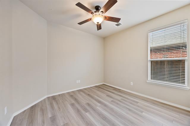 Building Photo - 2028 Carriage Rd