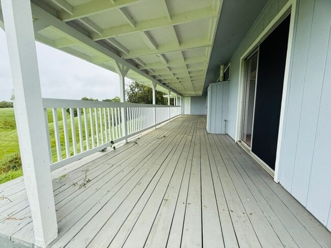 Building Photo - OLOHENA RD UNIT 2