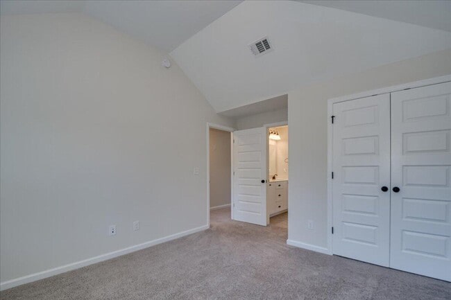Building Photo - 5123 Huntley Trl