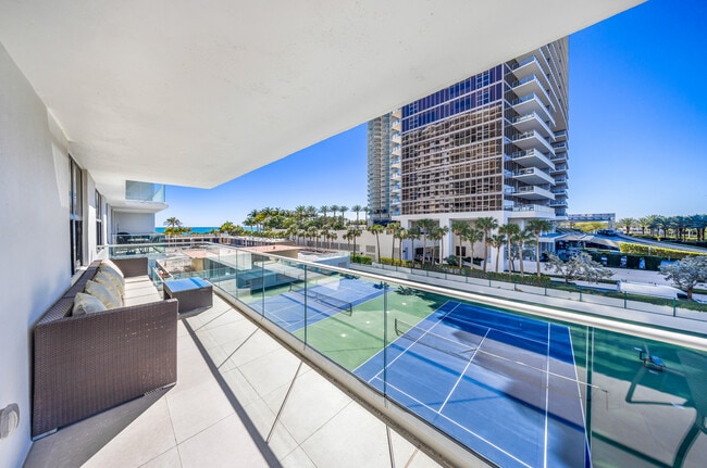 Building Photo - 9801 Collins Ave
