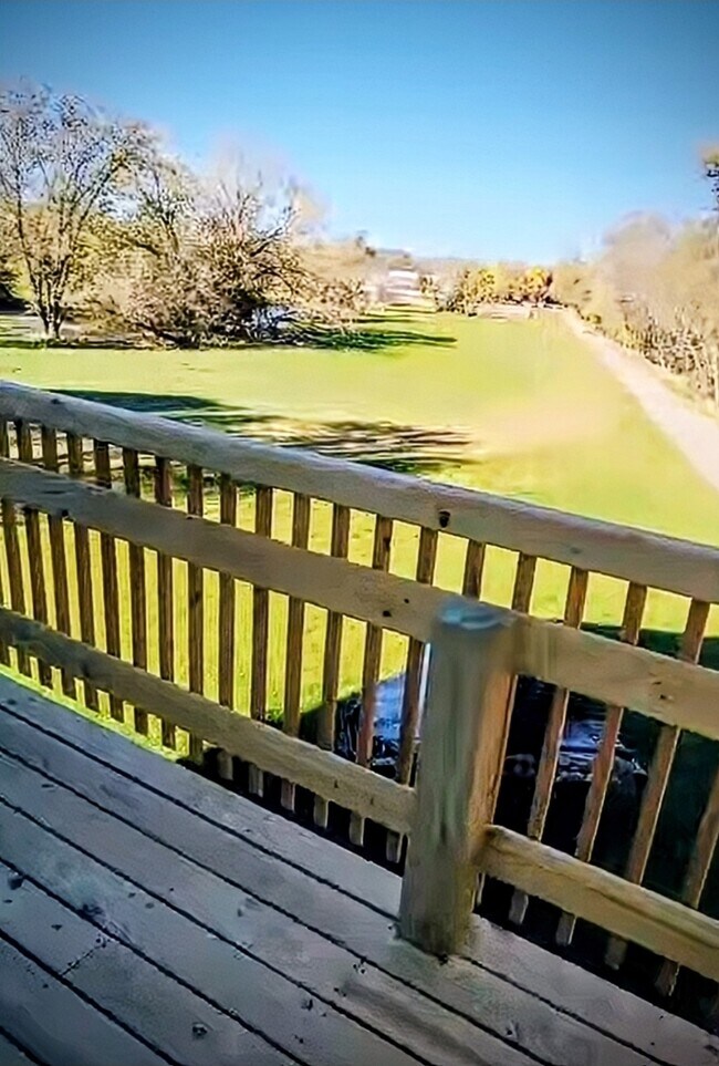 Building Photo - 27996 W Roberts Rd