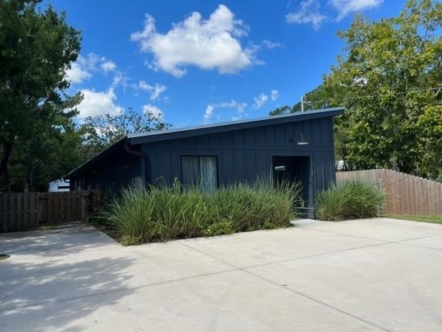 Building Photo - 1417 Highland Blvd