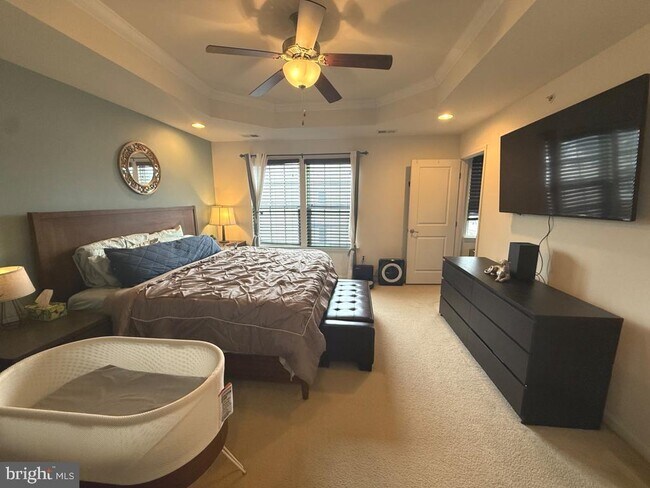 Building Photo - 210 Compass Dr
