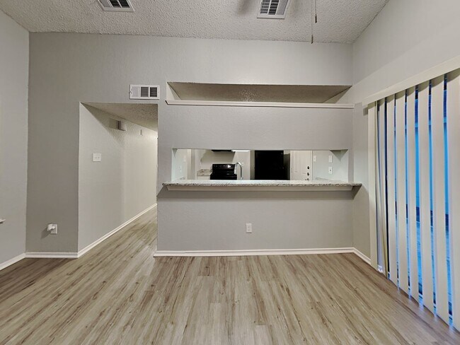 Building Photo - Newly Renovated Single Family Home | 3 BR/2BA | Near Downtown Dallas!