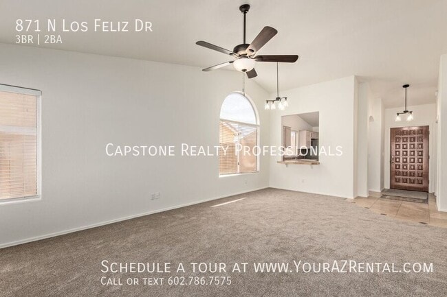 Building Photo - 871 N Los Feliz Dr