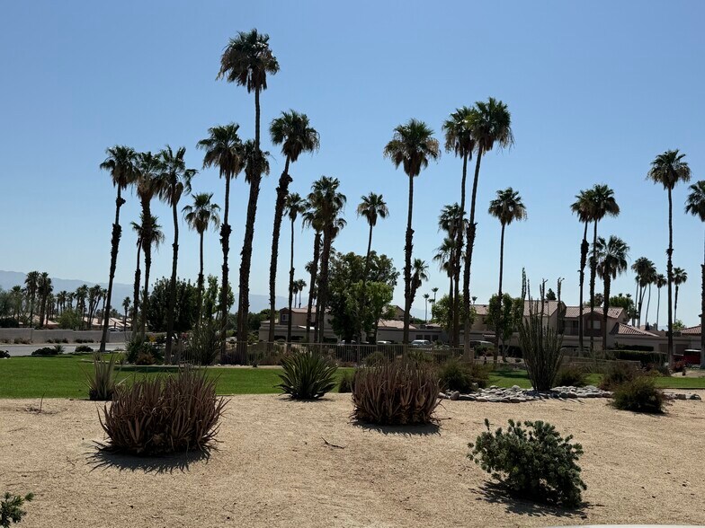 Building Photo - 78395 Terra Cotta Ct