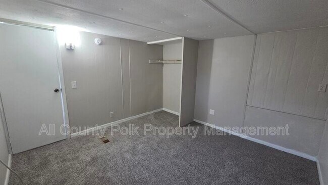 Building Photo - 2735 W 10th St