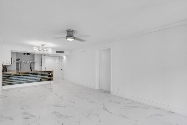 Building Photo - 12 Royal Palm Way