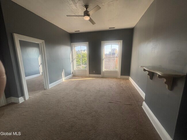Building Photo - 17 Ash Grove Pl