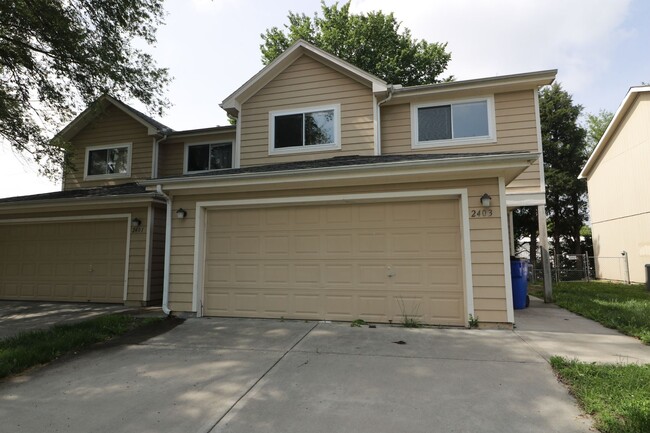 Primary Photo - AWESOME 3 BEDROOM HOME CLOSE TO FORT RILEY