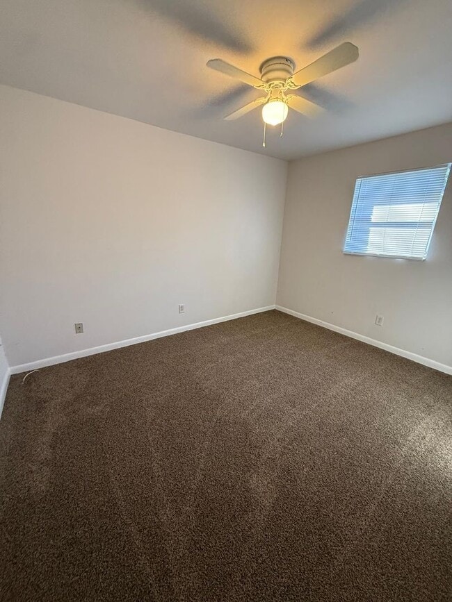 Building Photo - 1415 Connecticut St