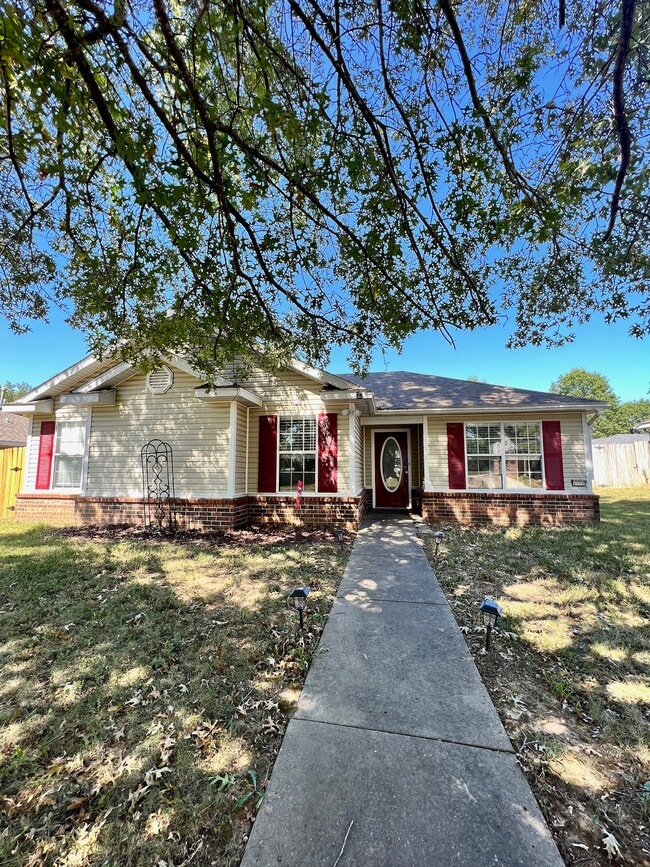 Building Photo - 5722 W Legacy St