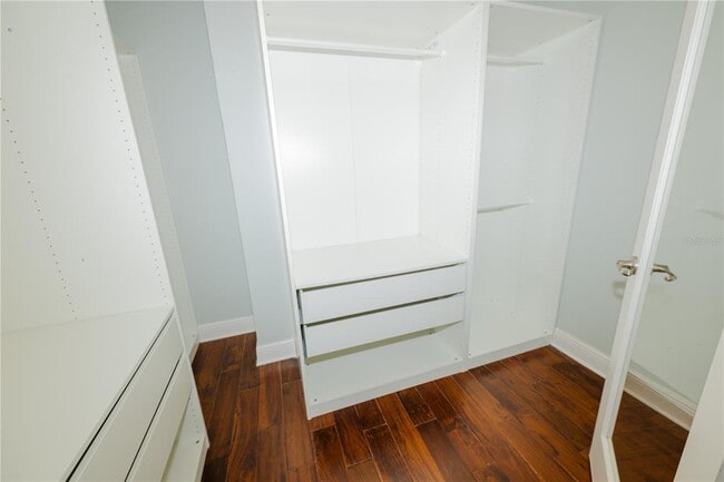 Building Photo - 8301 Foster Dr