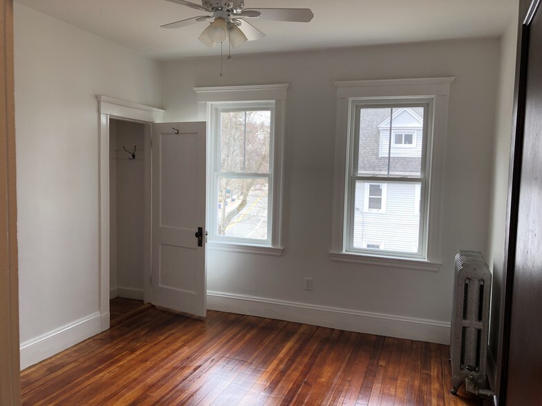 Building Photo - 48 Bowdoin St