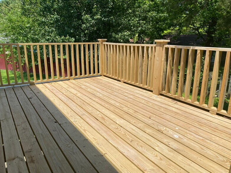 Building Photo - 21 Judson Cv