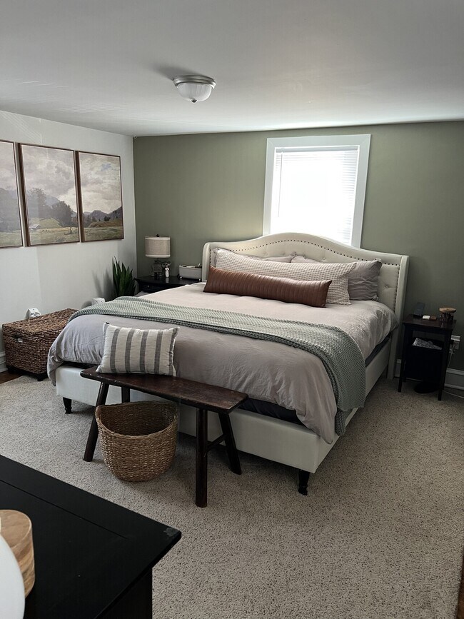 Building Photo - 119 S. Furnace St.