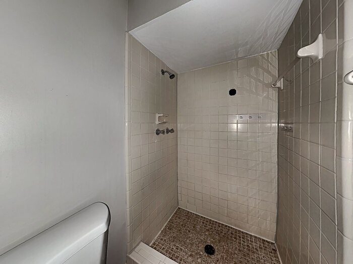 Building Photo - 951 Turtle Creek Dr S