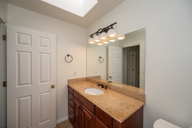 Building Photo - 8004 Old Barn Dr