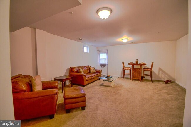 Building Photo - 7104 Britens Way