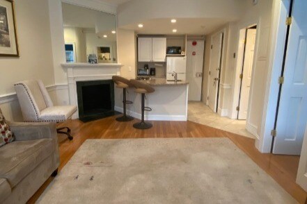 Building Photo - 41 Saint Stephen St