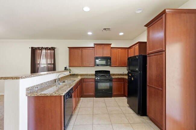 Building Photo - 6737 S Cut Bow Dr