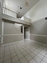 Building Photo - 1752 Cambridge Village Ct