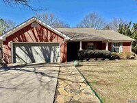 Building Photo - 403 Barrington Hills Dr
