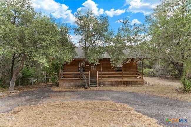 Primary Photo - 1466 Bonnyview Dr