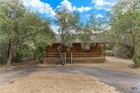 Building Photo - 1466 Bonnyview Dr