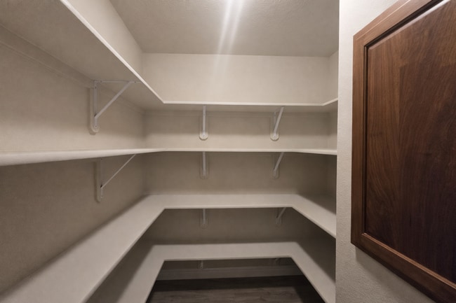 Building Photo - Fully Remodeled Home in West Kennewick – Pets Welcome