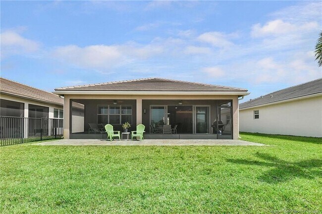 Building Photo - 11933 SW Coral Cove Pkwy